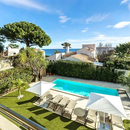 Western Premier Montfleuri サント・マキシム