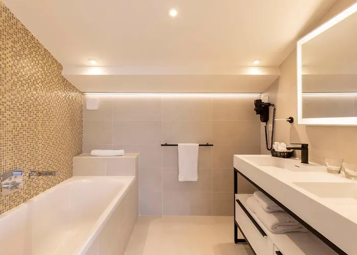 Hotell Western Premier Montfleuri