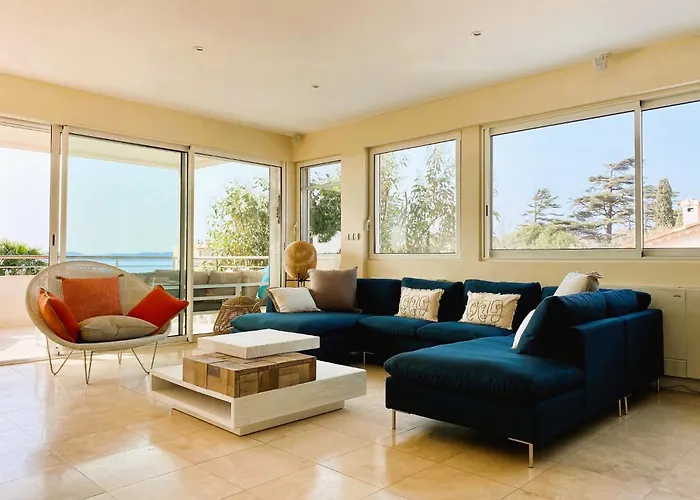 ホテル Western Premier Montfleuri