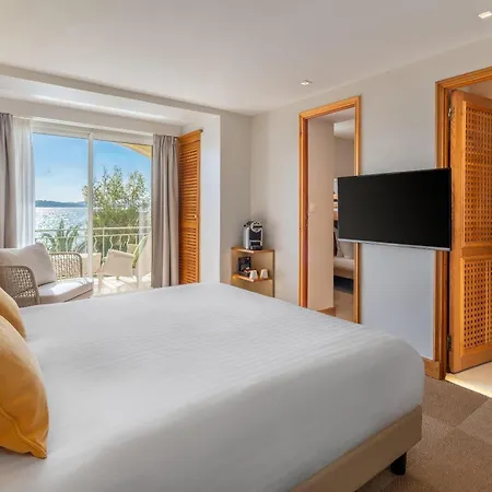 Hotel Western Premier Montfleuri