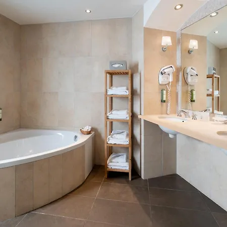 ホテル Western Premier Montfleuri
