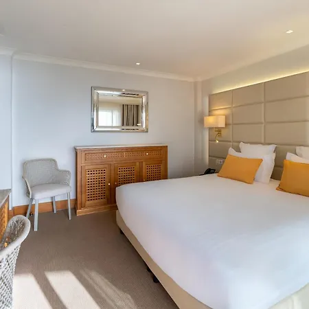 Hotel Western Premier Montfleuri