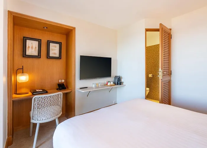 Western Premier Montfleuri