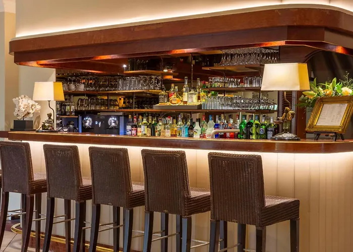 Hotel Western Premier Montfleuri 4*