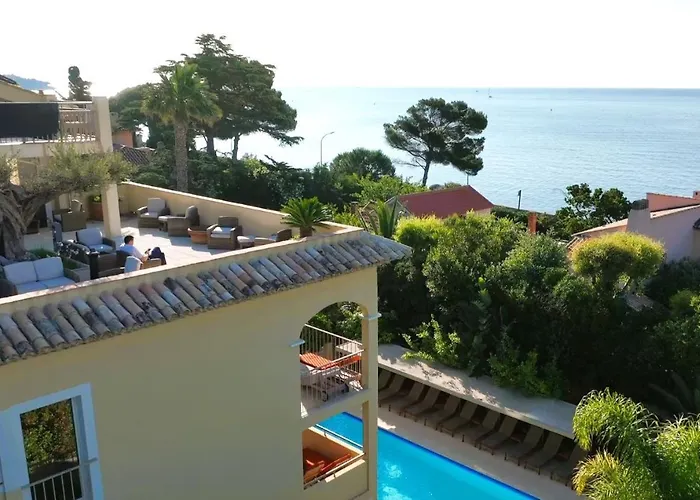 Western Premier Montfleuri